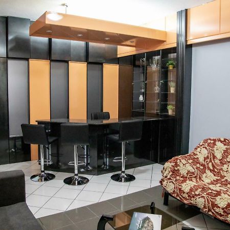 Christine'S Downtown Suites Kavala Bagian luar foto