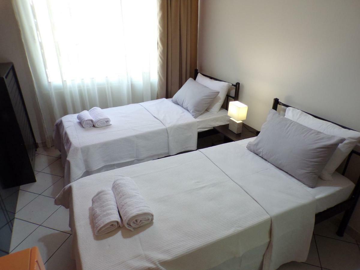 Christine'S Downtown Suites Kavala Bagian luar foto