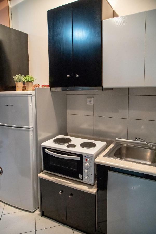 Christine'S Downtown Suites Kavala Bagian luar foto